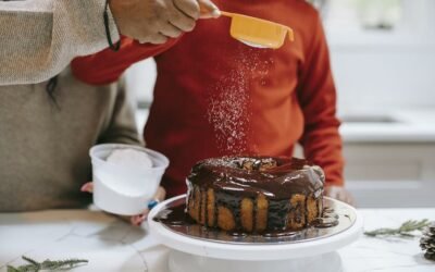 How to Remove Chocolate From Plastic Mold Without Breaking