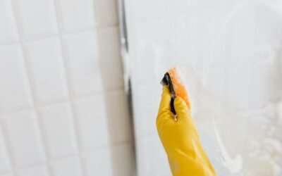 How to Remove Mold From Travertine Tile